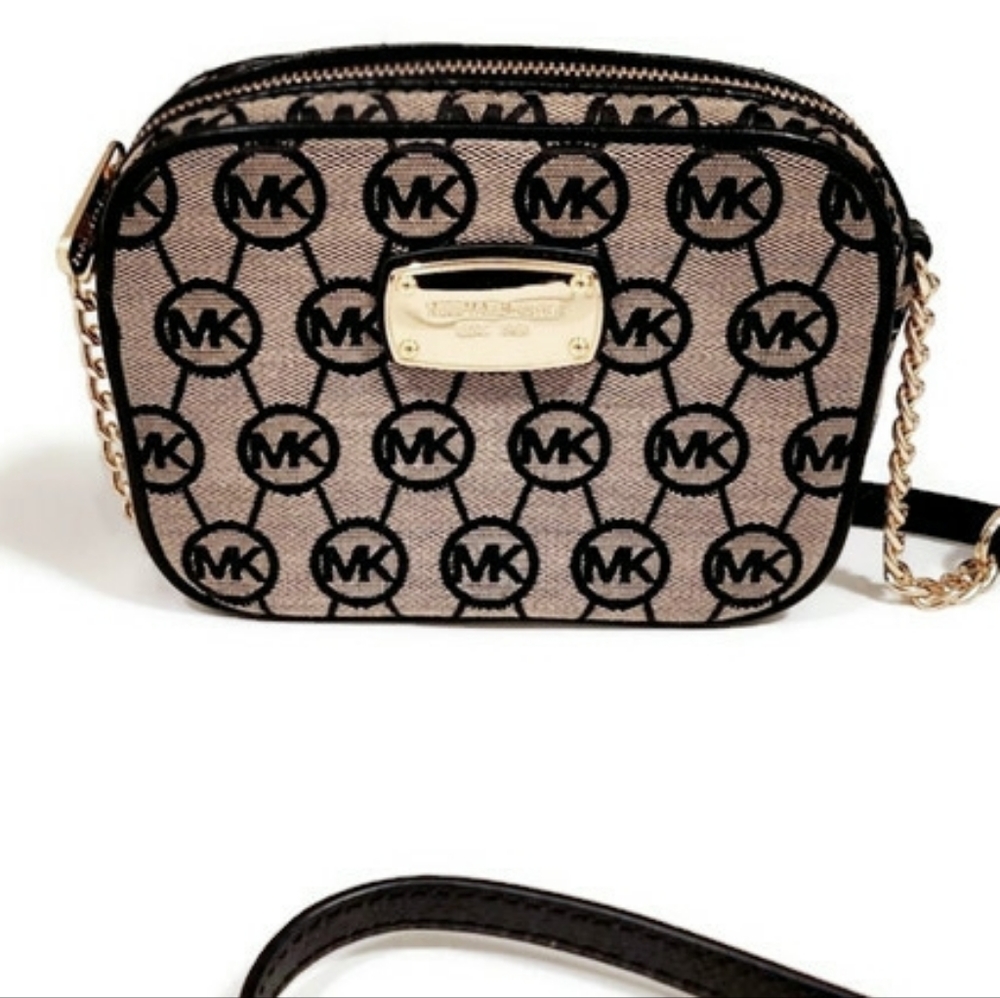 Michael Kors Signature Crossbody Bag